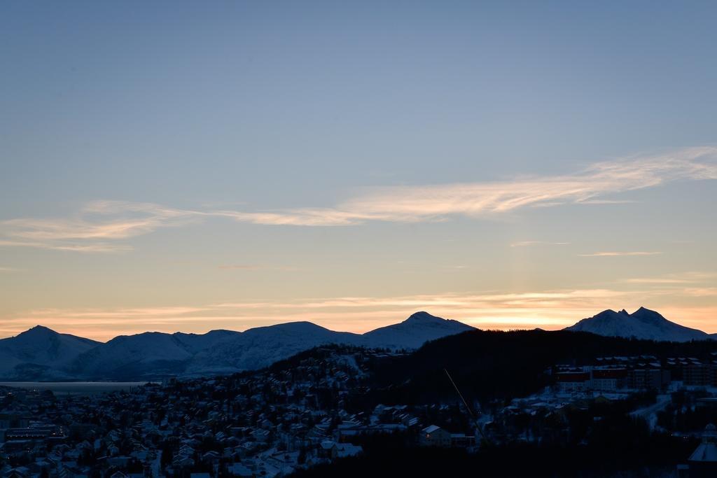 Pingvinhotellet UNN Tromsø Eksteriør billede